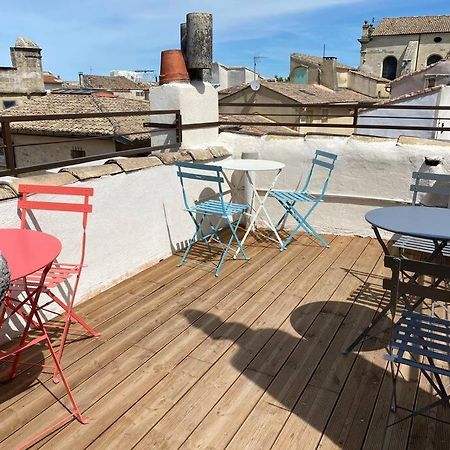 Ferienwohnung La Tour 2: Appart Neuf Au Coeur De La Petite Venise LʼIsle-sur-la-Sorgue Exterior foto